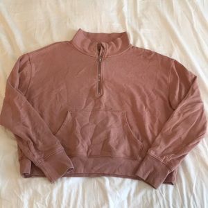 Half zip sweatshirt
